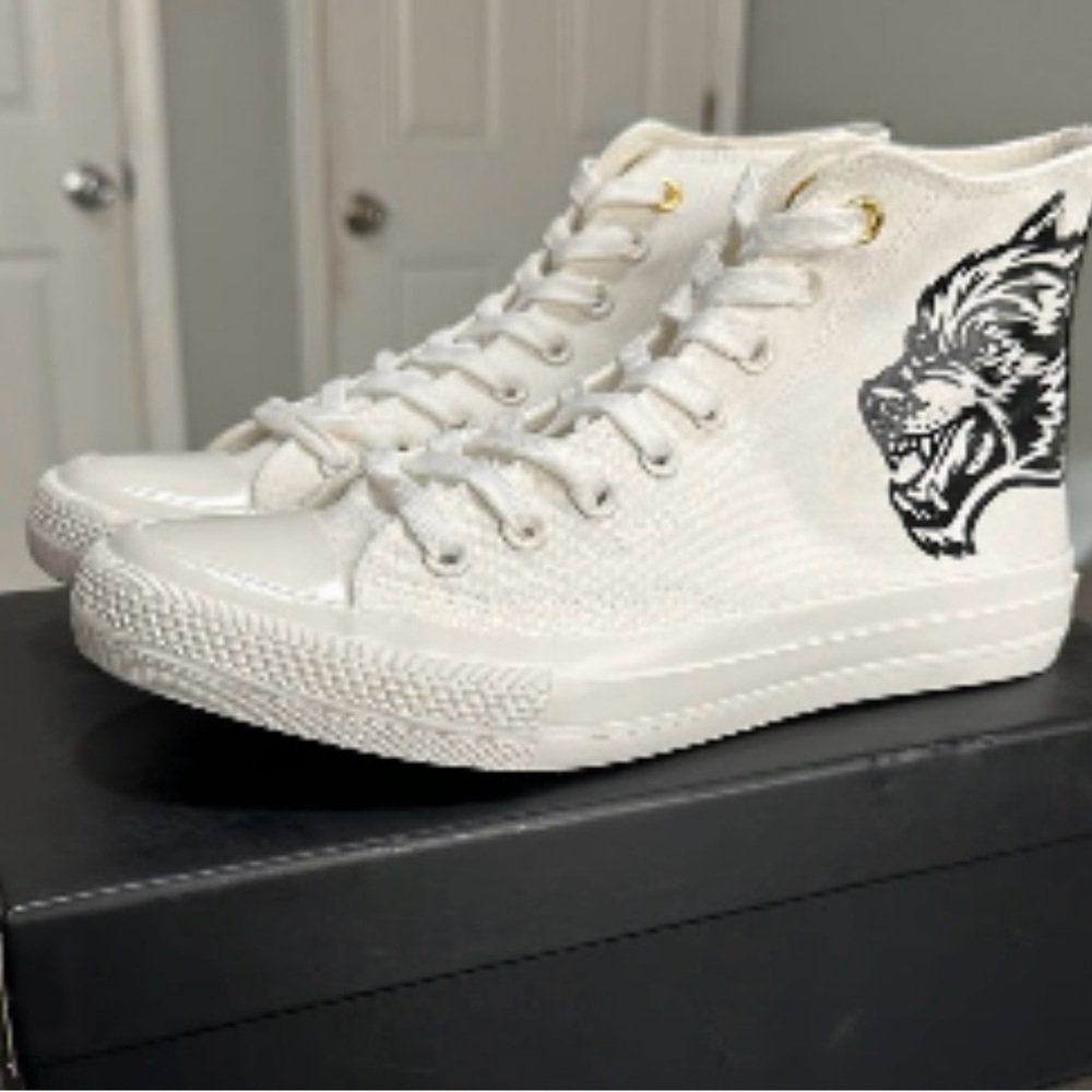 Darc Sport White High-Top Sneakers with Black Graphic